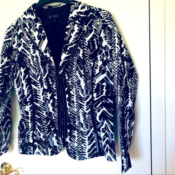 Picadilly Fashions Zip-Up Blazer Abstract Design Black/White/Grey Size Medium - Picture 5 of 6